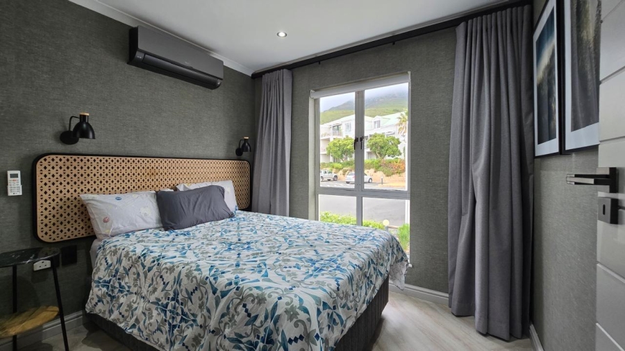 To Let 2 Bedroom Property for Rent in Vredehoek Western Cape